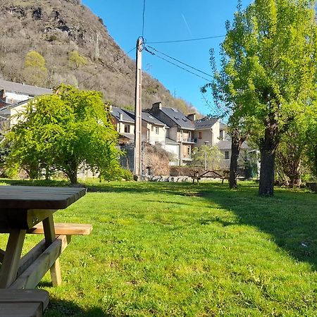 T3 Neuf 65M2 5 Personnes Avec Jardin Au Calme, Menage Inclus, Local Velo Apartment Bagnères-de-Luchon Exterior foto