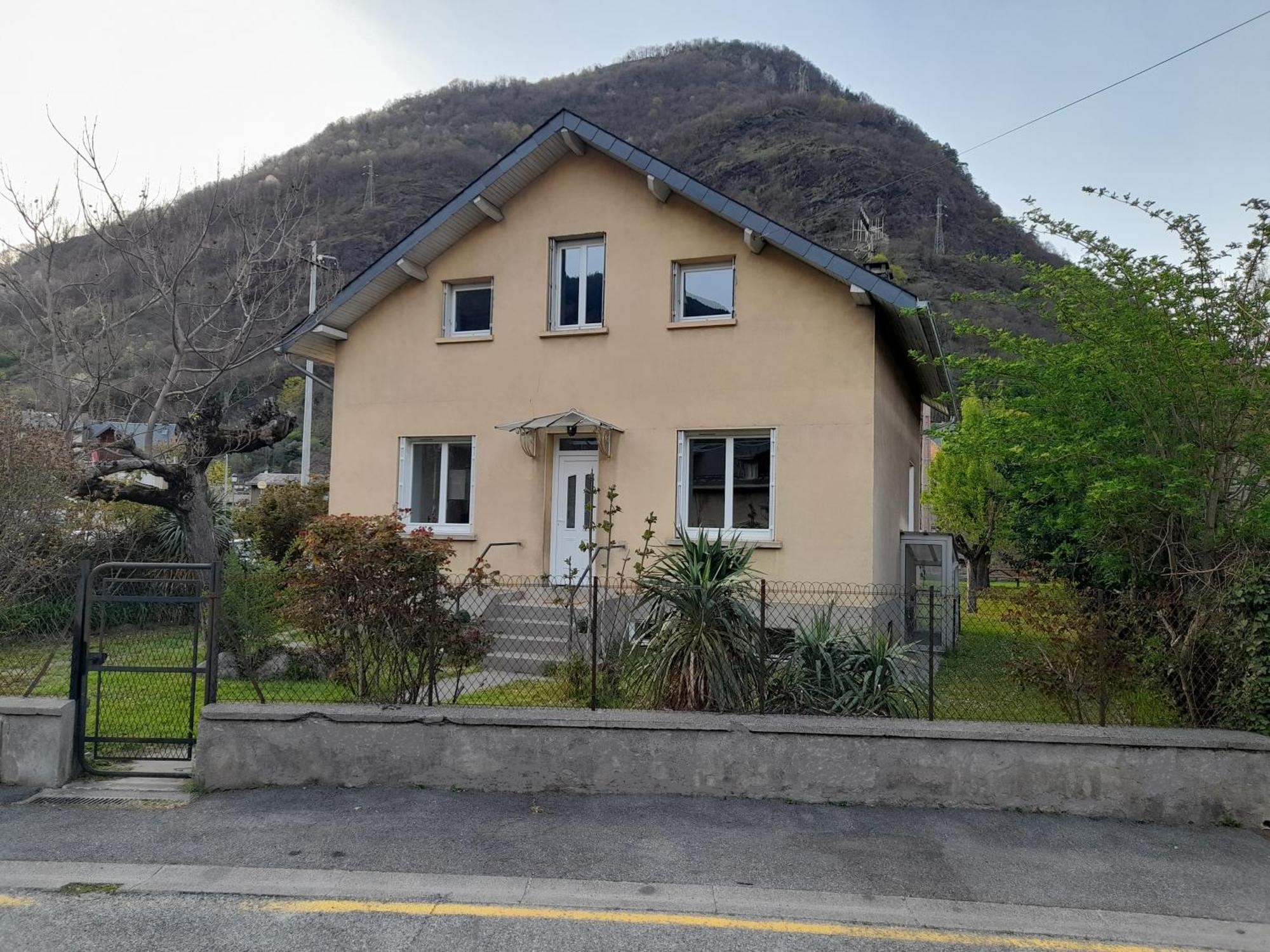 T3 Neuf 65M2 5 Personnes Avec Jardin Au Calme, Menage Inclus, Local Velo Apartment Bagnères-de-Luchon Exterior foto